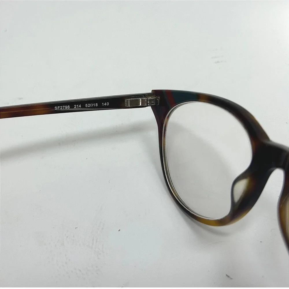 Salvatore Ferragamo key specs